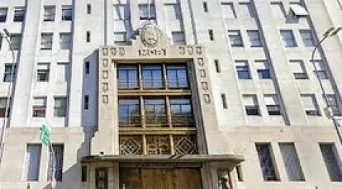 MEDIDAS PARA MEJORAR LA SALUD, LA TRANSPARENCIA Y EL CRECIMIENTO ECONÓMICO