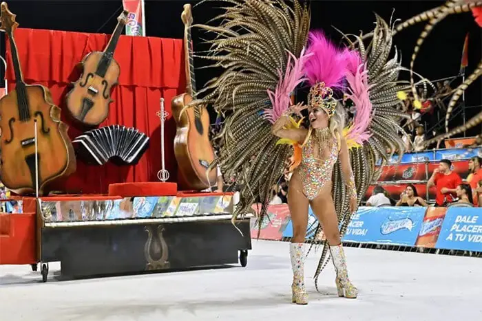 CARNAVALES 2025 EN ENTRE RÍOS: UNA FIESTA INOLVIDABLE