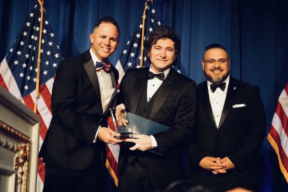 MILEI ANUNCIA READECUACIÓN NORMATIVA PARA CUMPLIR CON ARANCELES DE EE.UU