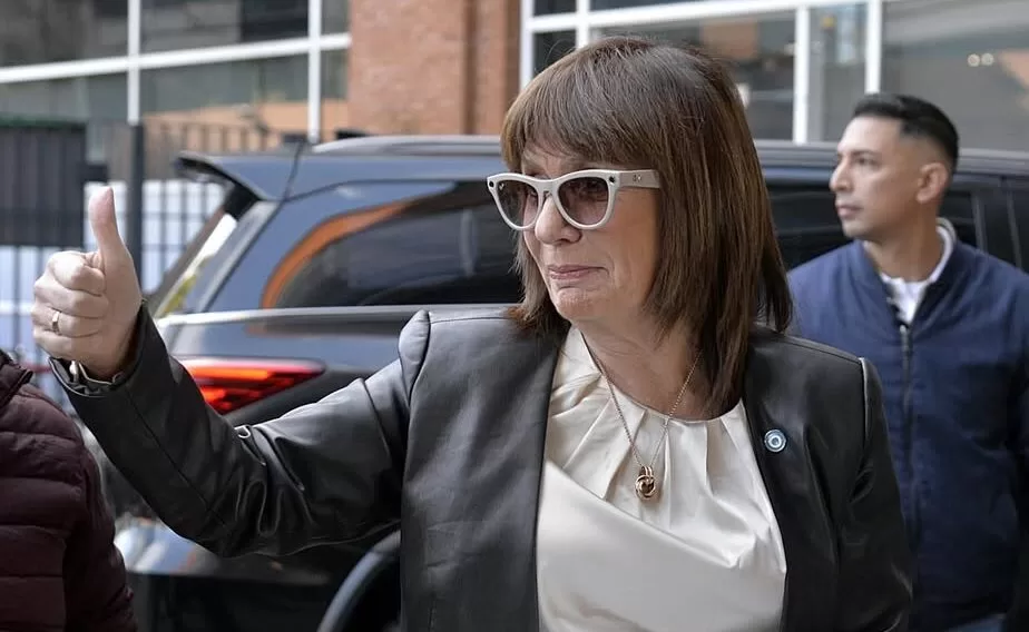 CONDENA A CRISTINA KIRCHNER: EL MINISTERIO DE SEGURIDAD NACIONAL BUSCA DETERMINAR EL LUGAR DE DETENCIÓN