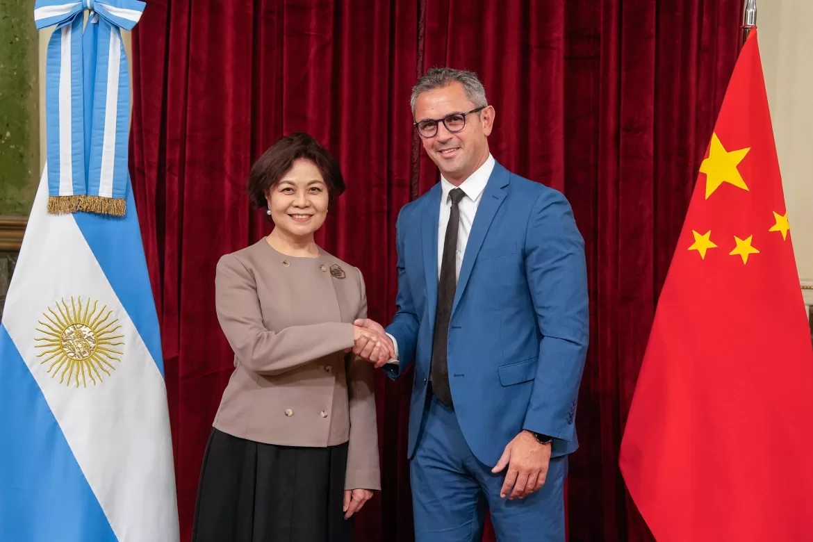 FORTALECIENDO LAZOS ENTRE ARGENTINA Y CHINA