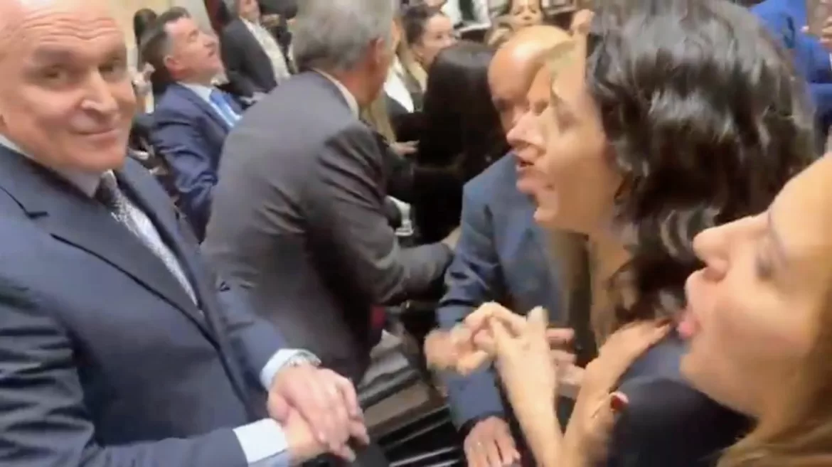 ESCÁNDALO EN DIPUTADOS: FUERTES CRUCES ENTRE KIRCHNERISTAS Y ESPERT OBLIGARON A LEVANTAR LA SESIÓN 