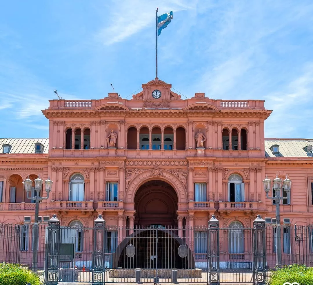 ARGENTINA NORMALIZA EL GAS, INTENSIFICA LA LUCHA CONTRA EL NARCOTRÁFICO Y REORDENA SU AGENCIA CIENTÍFICA
