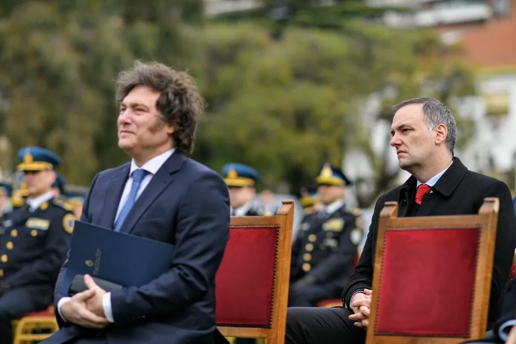 NUEVAS MEDIDAS DEL GOBIERNO: TRANSPARENCIA EN SALUD, EFICIENCIA EN TRANSPORTE Y REFORMA EDUCATIVA