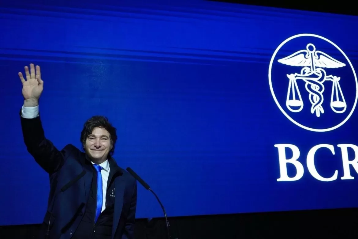 MILEI DESTACÓ LA CAÍDA DE LA INFLACIÓN Y EL AJUSTE FISCAL EN EL 141° ANIVERSARIO DE LA BOLSA DE COMERCIO DE ROSARIO