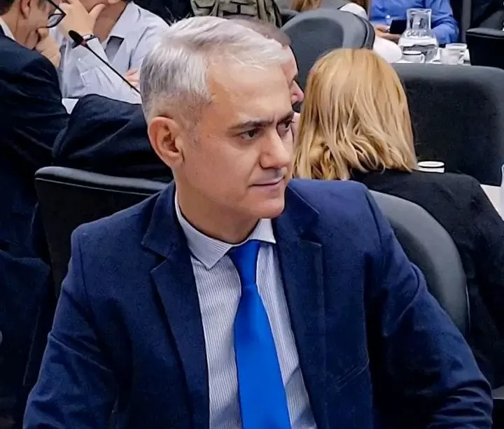 LA INTERNA EN CHACO: CUANDO LAS AMBICIONES PERSONALES SOCAVAN LA POLÍTICA