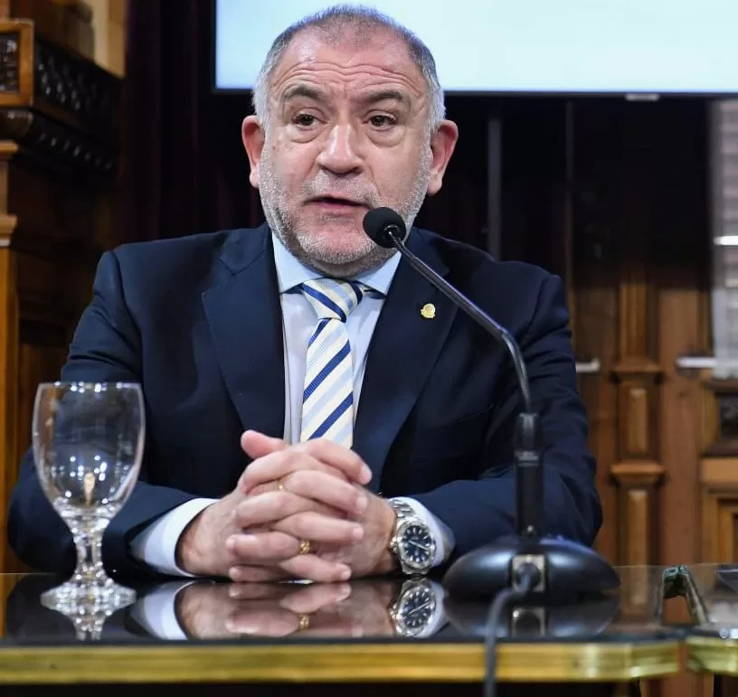 LUIS JUEZ RENUNCIA A LA LISTA NACIONAL Y APUESTA A LA GOBERNACIÓN DE CÓRDOBA EN 2027