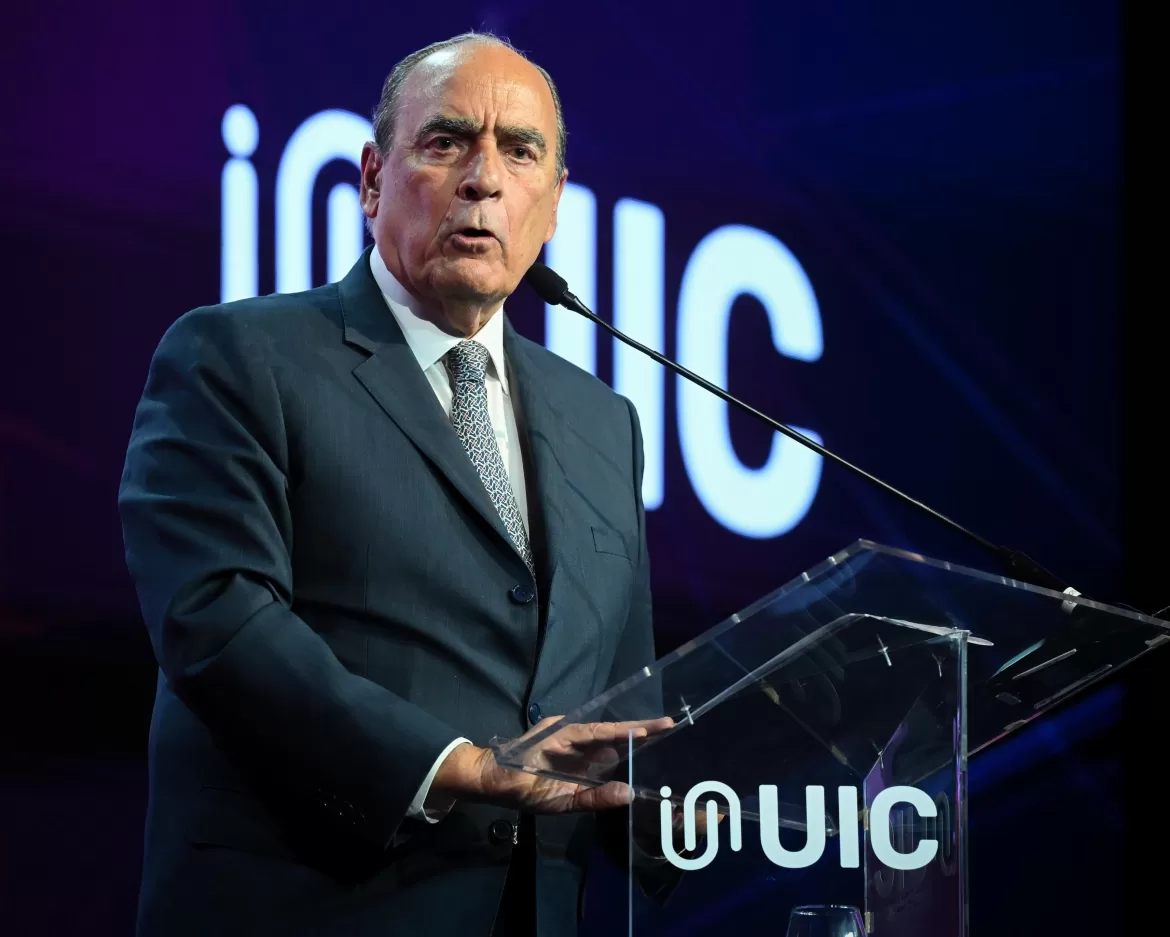 FRANCOS PARTICIPÓ DEL 17° COLOQUIO INDUSTRIAL EN EL DÍA DE LA INDUSTRIA
