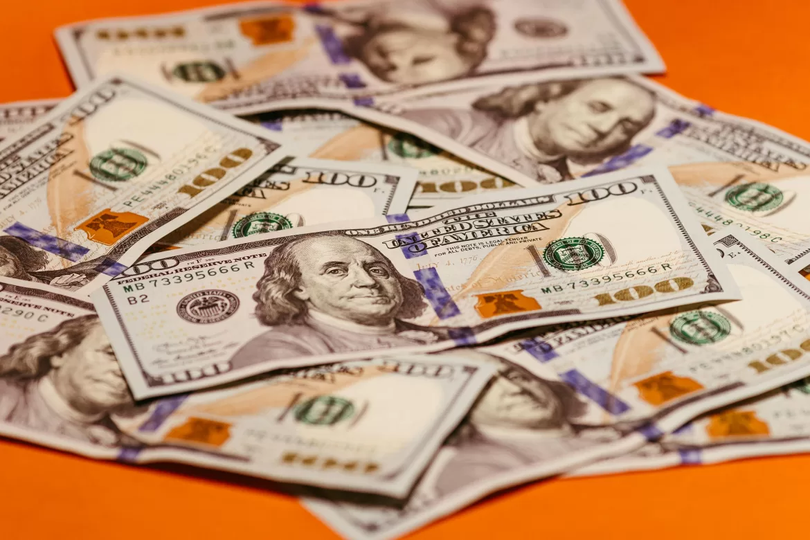 DÓLAR BLUE HOY: A CUÁNTO COTIZA ESTE VIERNES 19 DE SEPTIEMBRE