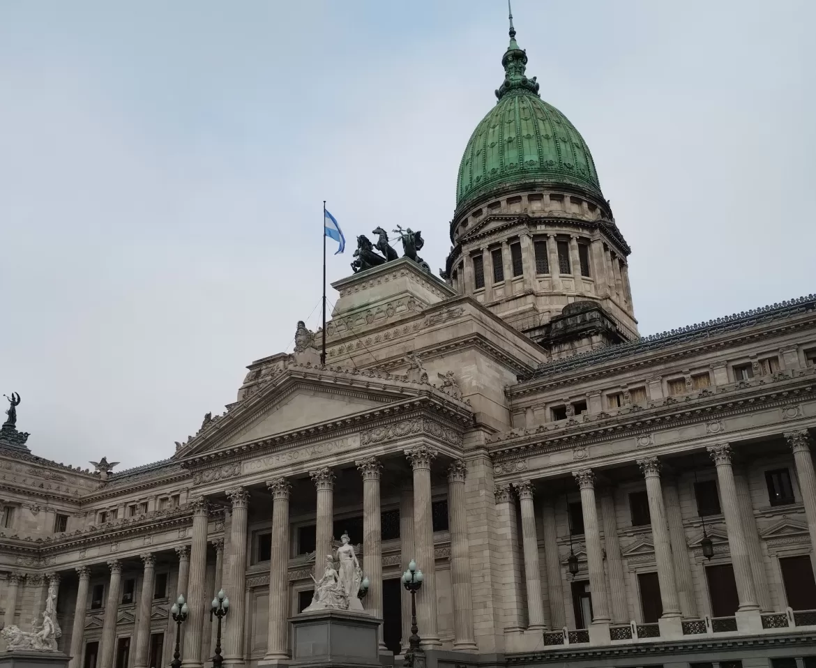 CAROLINA MUÑOZ ANUNCIÓ SU RETIRO DE APOYO A LA CONDUCCIÓN DEL SINDICATO SOEVA LUJÁN
