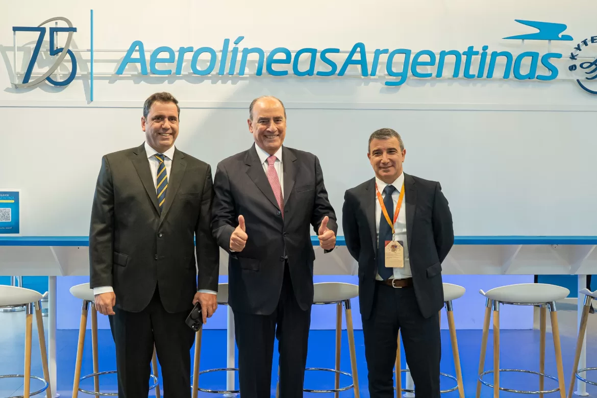 FRANCOS ACOMPAÑÓ AL PRESIDENTE MILEI EN LA INAUGURACIÓN DE LA FIT 2025