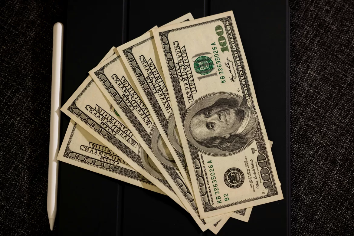 DÓLAR HOY: EL OFICIAL Y EL BLUE ESTE MIÉRCOLES 1° DE OCTUBRE