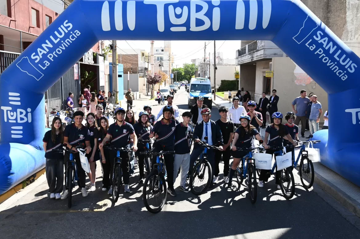 LLEGARON LAS BICICLETAS TUBI A LA ESCUELA EVANGÉLICA CRISTIANA DE SAN LUIS