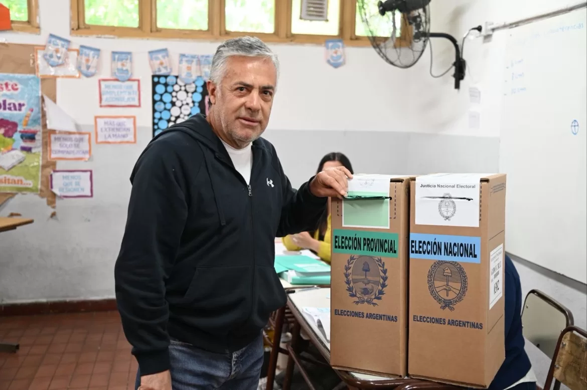 CORNEJO VOTÓ Y LLAMÓ A DESPEJAR LOS TEMORES TRAS LAS ELECCIONES