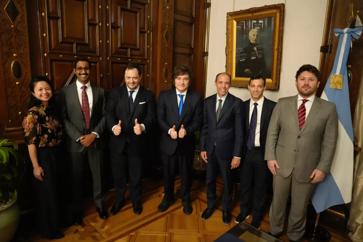 MILEI RECIBIÓ A REPRESENTANTES DE OPENAI Y ANUNCIARON “STARGATE ARGENTINA”