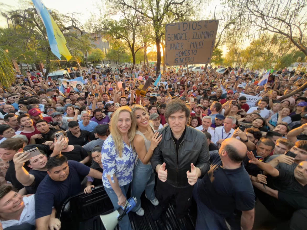 MILEI LLEVÓ SU “GESTA LIBERTARIA” A CORRIENTES Y LLAMÓ A RESPALDAR EL CAMBIO EN LAS URNAS