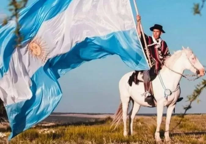 DÍA DE LA TRADICIÓN: HOMENAJE A LAS RAÍCES ARGENTINAS