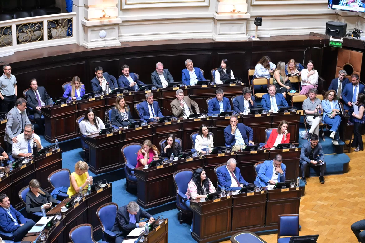 LA LEGISLATURA BONAERENSE APROBÓ EL PRESUPUESTO 2026, PERO SIGUE PENDIENTE LA LEY DE ENDEUDAMIENTO