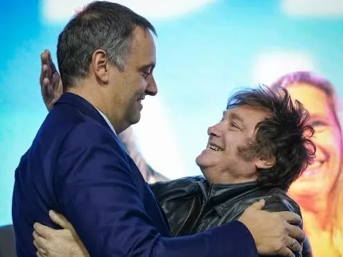 ADORNI ASUMIÓ COMO JEFE DE GABINETE Y ELOGIÓ A GUILLERMO FRANCOS