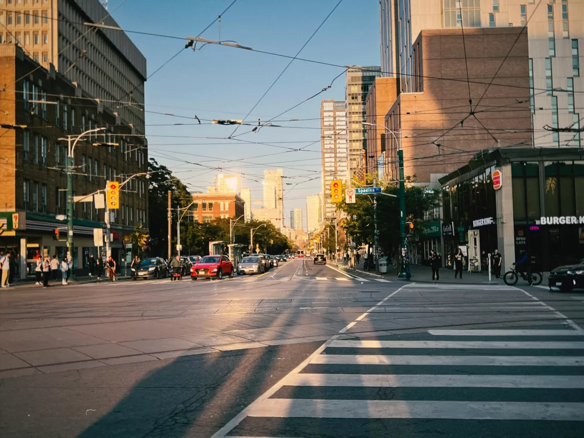 CLIMA EN BUENOS AIRES: JORNADA PRIMAVERAL CON CIELO DESPEJADO Y MÁXIMA DE 27 GRADOS