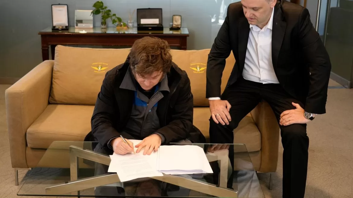 MILEI APURA EL TRÁMITE LEGISLATIVO Y ENVIÓ LA REFORMA LABORAL AL SENADO