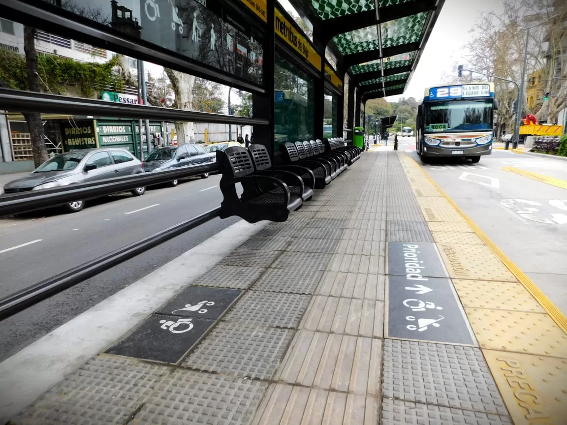 AÑO NUEVO, TARIFAS NUEVAS: EL TRANSPORTE ARRANCA 2026 CON SUBAS EN CASCADA