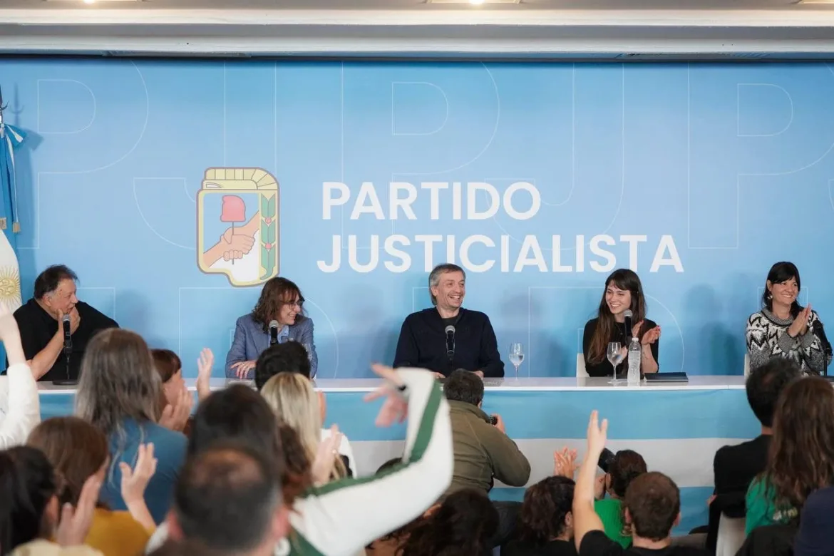 PERONISMO EN CRISIS INTERNA Y OFENSIVA OFICIALISTA EN EL CONGRESO