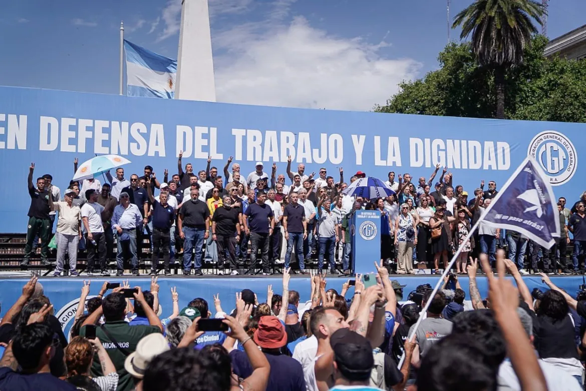 LA CGT SE MOVILIZA AL CONGRESO CONTRA LA REFORMA LABORAL