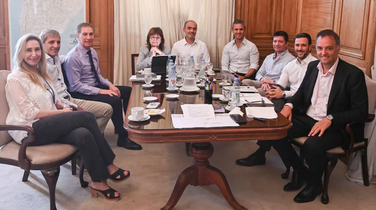 CASA ROSADA ACTIVA SU ESTRATEGIA PARLAMENTARIA EN LA ANTESALA DE SESIONES ORDINARIAS