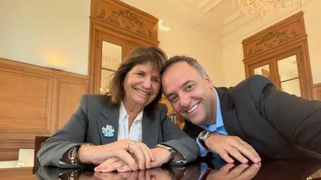 ADORNI BUSCA REAFIRMARSE: REUNIONES CLAVE Y RESPALDO POLÍTICO