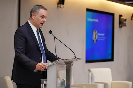 ADORNI VUELVE A HABLAR: REAPARECE EN CASA ROSADA TRAS LA POLÉMICA