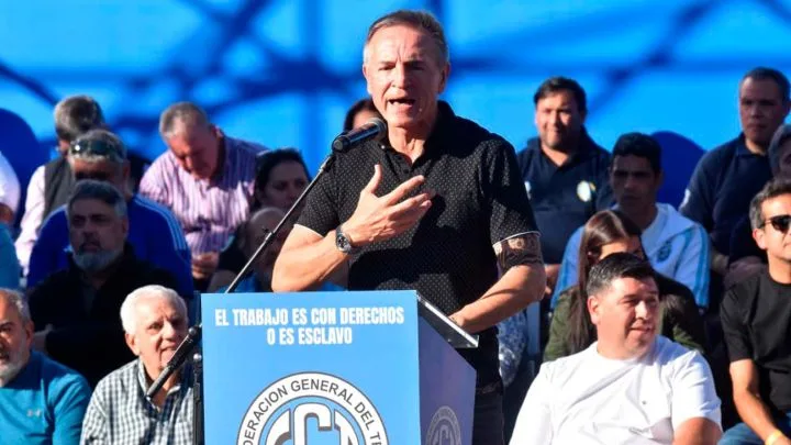 JORGE SOLA, LA VOZ DE LA CGT EN LA DEFENSA DEL TRABAJO ARGENTINO