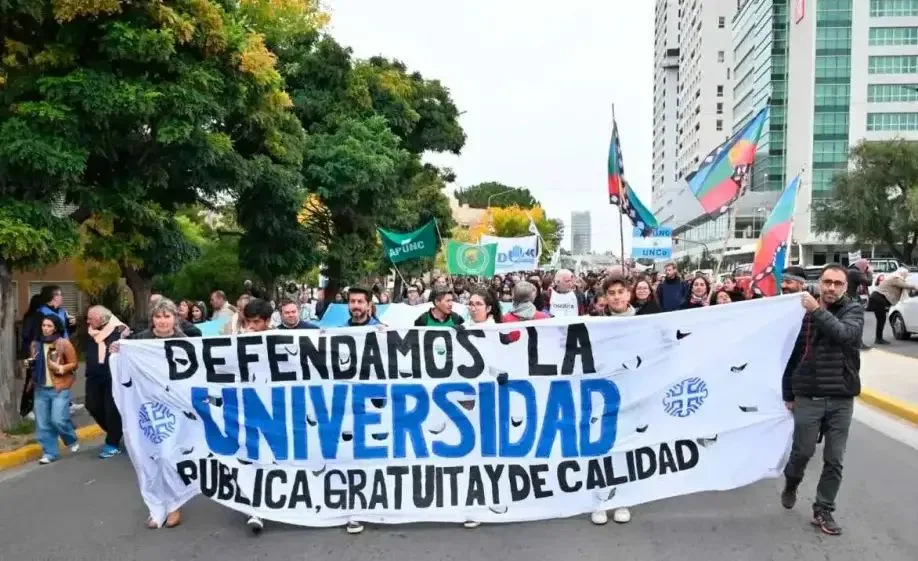 EL GOBIERNO Y LAS UNIVERSIDADES SELLARON UN ACUERDO HISTÓRICO TRAS AÑOS DE CONFLICTO