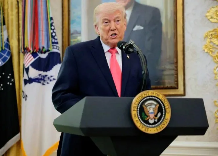 TRUMP ENDURECE SU POLÍTICA COMERCIAL Y GENERA RECHAZO INTERNACIONAL