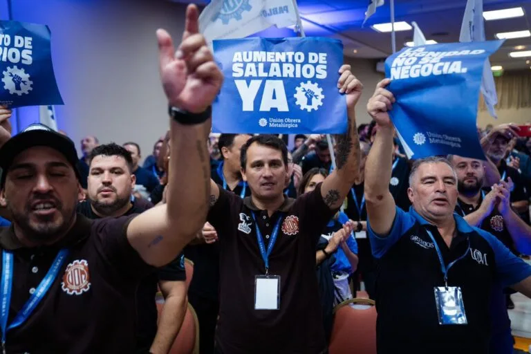 PARITARIAS UOM: CÓMO QUEDAN LOS SALARIOS DE LOS METALÚRGICOS HASTA MARZO