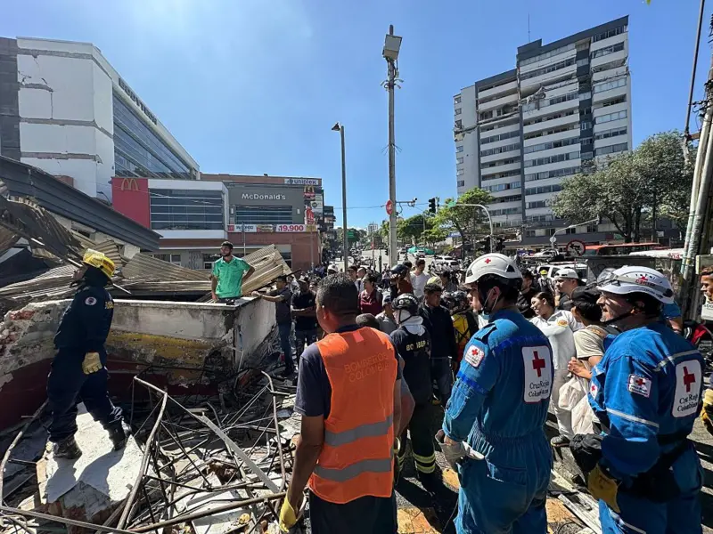 FUERTE TERREMOTO SACUDIÓ COLOMBIA Y PROVOCÓ DAÑOS EN DISTINTAS CIUDADES