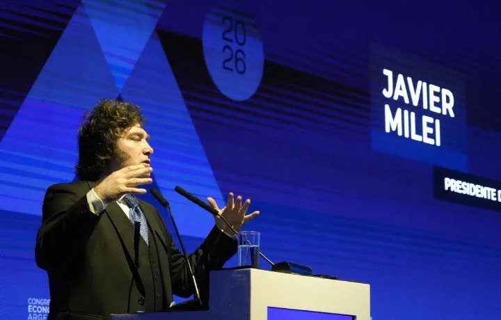 MILEI CIERRA EN BUENOS AIRES LA CUMBRE “VIENTOS DE CAMBIO”