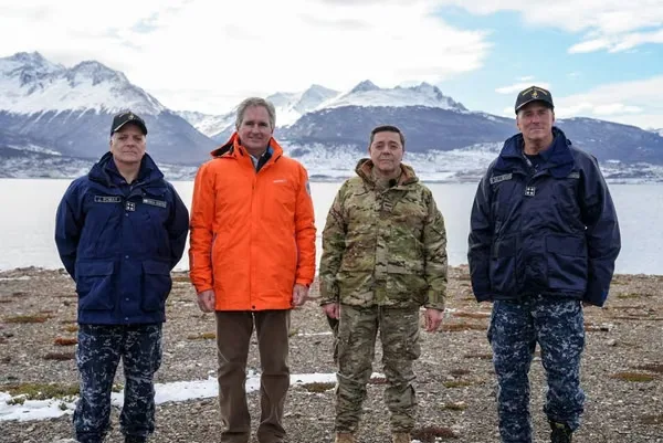 USHUAIA: EL GOBIERNO BUSCA REACTIVAR LA BASE NAVAL INTEGRADA EN EL ATLÁNTICO SUR